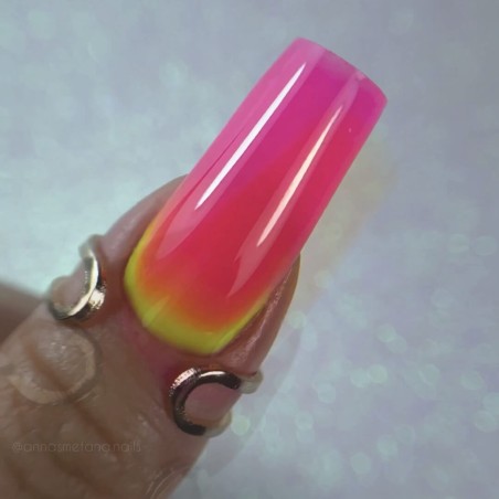 NAILSOFTHEDAY Premium gel  14,  kryjący 15 ml