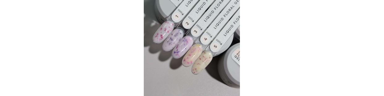 Saga Floral Gel – żel z suszonymi kwiatkami do paznokci | Nail Art