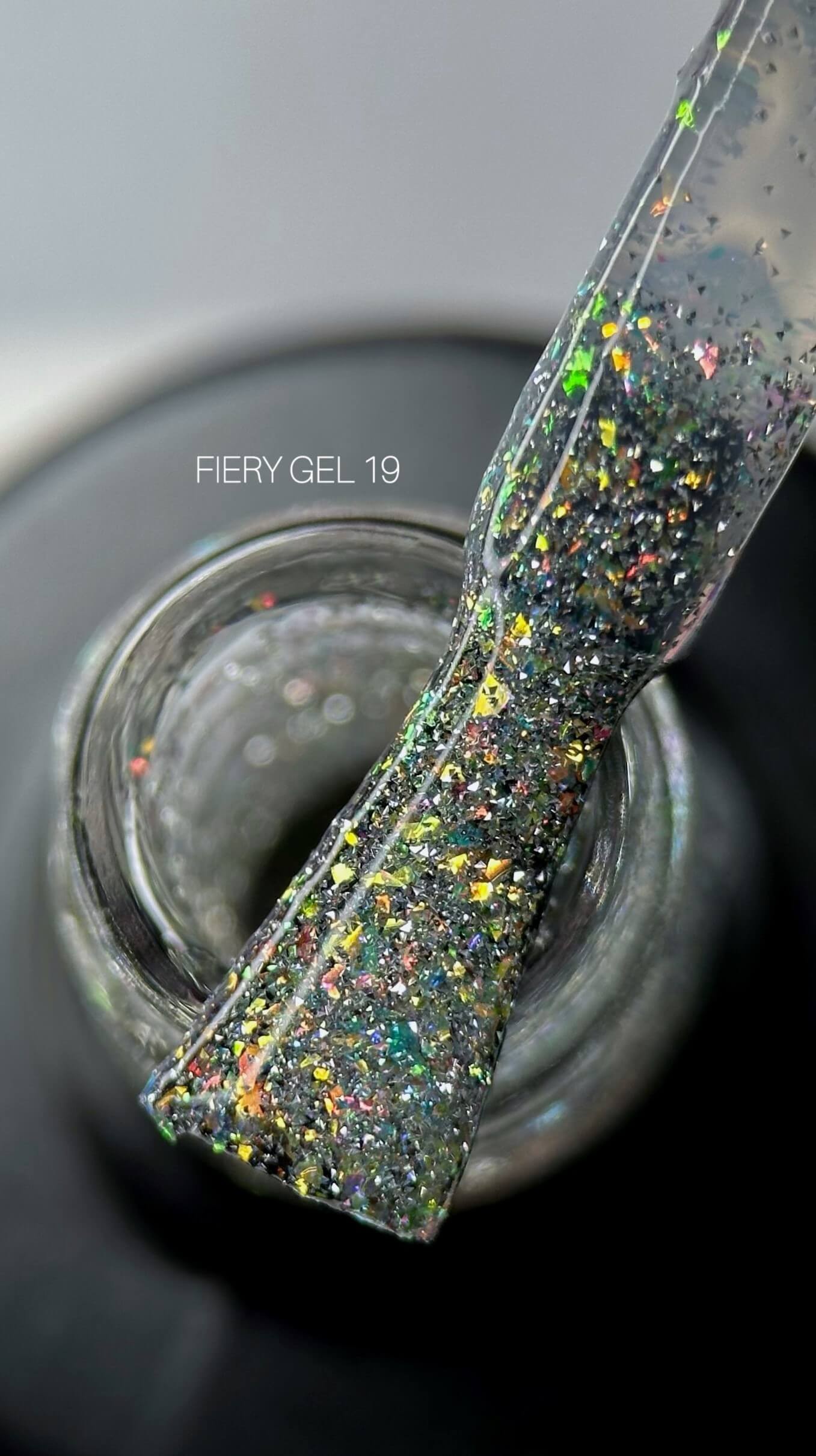 SAGA Professional Fiery gel 19, 10ml